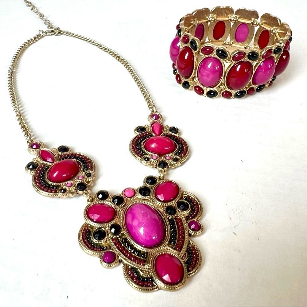 Francesca's Collection Pink Black Red Necklace and Bracelet Jewelry Set
